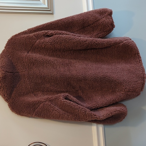 8. Lululemon Warmth Restore Long Pullover - Picture 9 of 14